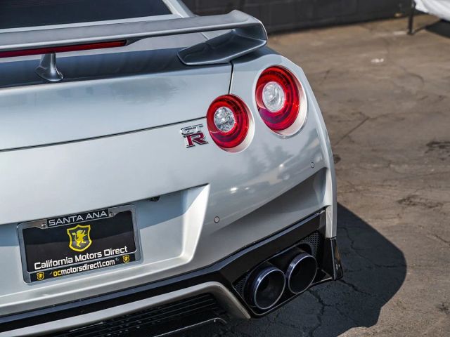 2020 NISSAN GT-R PREMIUM COUPE 2D