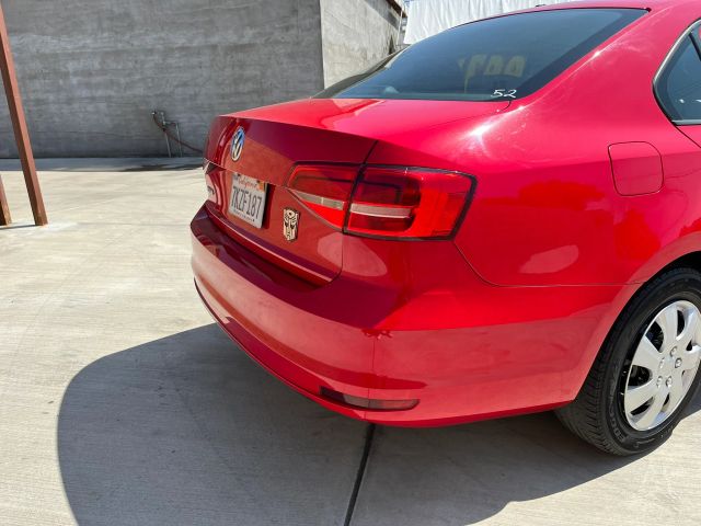 2015 VOLKSWAGEN JETTA 2.0L S SEDAN 4D