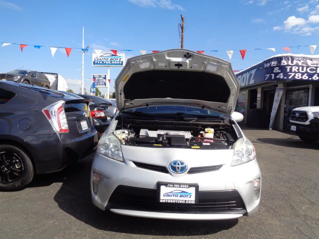 2015 TOYOTA PRIUS THREE HATCHBACK 4D