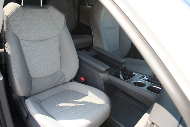 2022 Toyota Sienna - Image 27