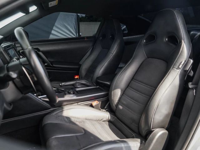 2020 NISSAN GT-R PREMIUM COUPE 2D