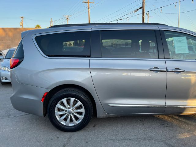 2017 CHRYSLER PACIFICA TOURING-L MINIVAN 4D