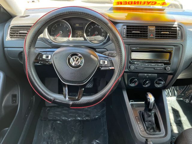 2015 VOLKSWAGEN JETTA 2.0L S SEDAN 4D