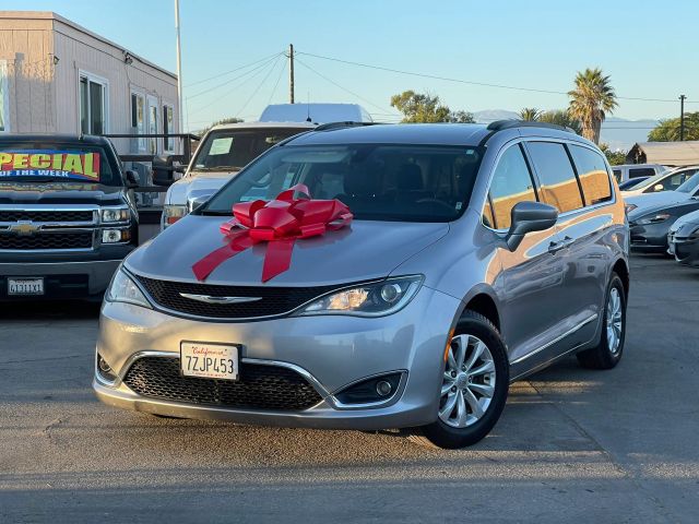 2017 CHRYSLER PACIFICA TOURING-L MINIVAN 4D