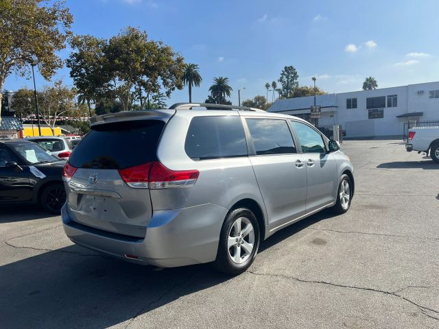 2011 TOYOTA SIENNA LE MINIVAN 4D