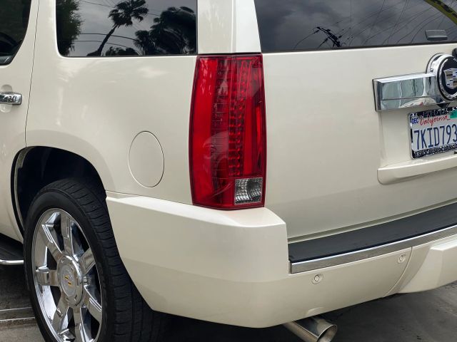 2008 CADILLAC ESCALADE SPORT UTILITY 4D