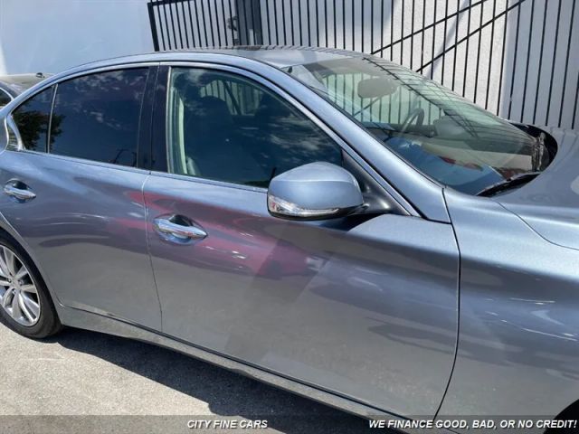 2016 INFINITI Q50 2.0T PREMIUM SEDAN 4D