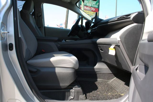 2022 Toyota Sienna - Image 28