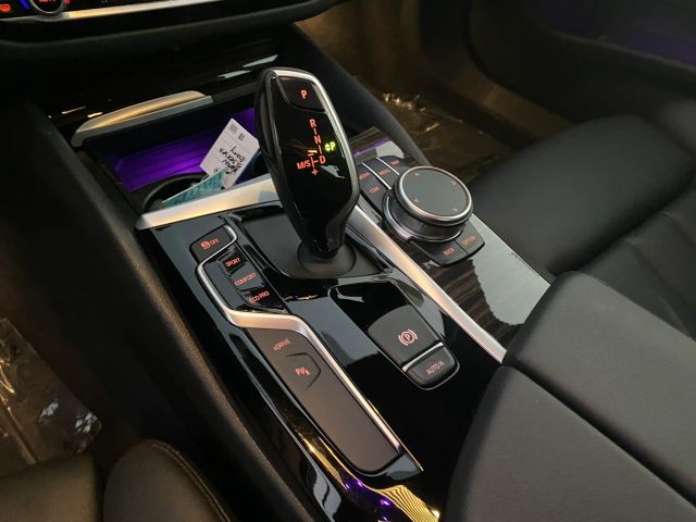 2019 BMW 5 SERIES 530E IPERFORMANCE SEDAN 4D