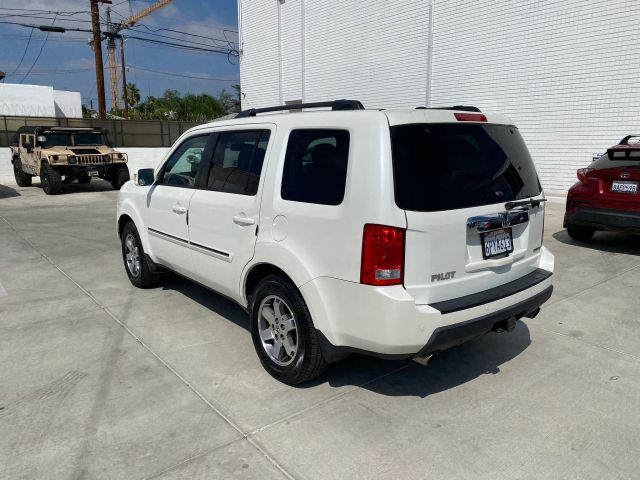 2011 HONDA PILOT TOURING SPORT UTILITY 4D
