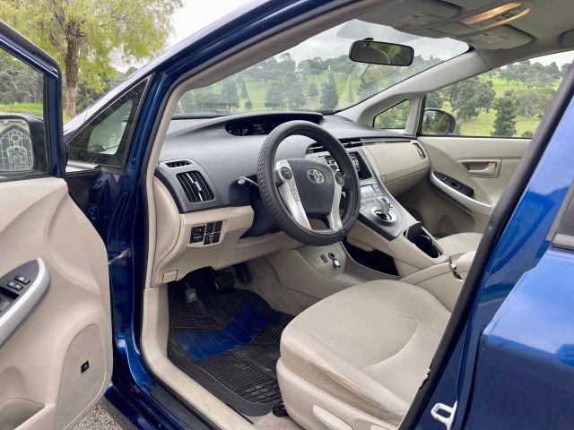 2010 TOYOTA PRIUS III HATCHBACK 4D