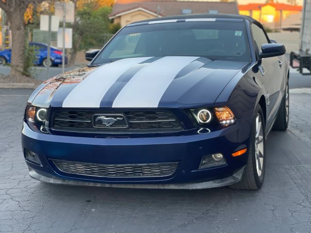 2011 FORD MUSTANG PREMIUM CONVERTIBLE 2D