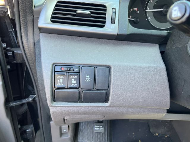 2016 HONDA ODYSSEY SE MINIVAN 4D