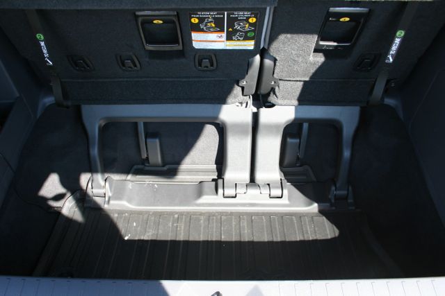2022 Toyota Sienna - Image 21