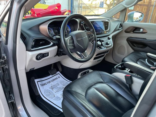 2017 CHRYSLER PACIFICA TOURING-L MINIVAN 4D