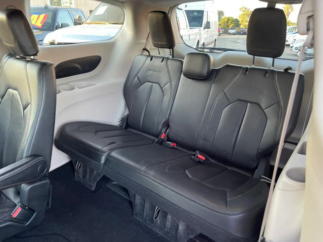 2017 CHRYSLER PACIFICA TOURING-L MINIVAN 4D