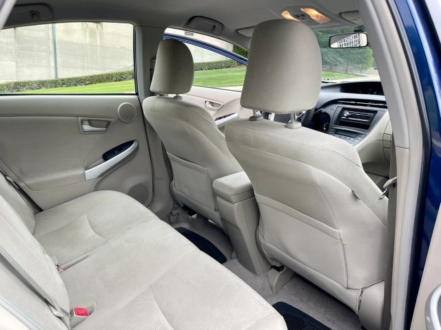 2010 TOYOTA PRIUS III HATCHBACK 4D