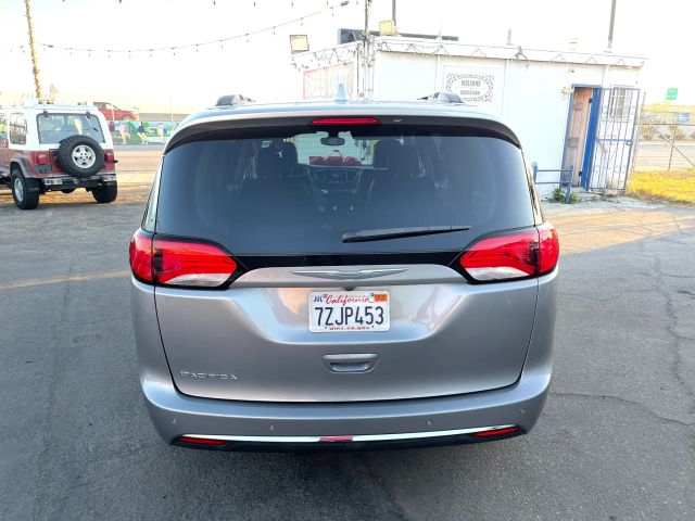 2017 CHRYSLER PACIFICA TOURING-L MINIVAN 4D