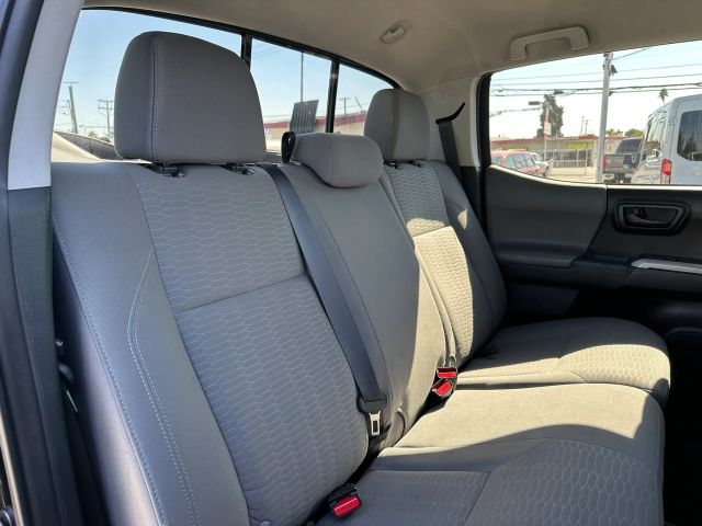 2019 TOYOTA TACOMA DOUBLE CAB SR5 PICKUP 4D 5 FT