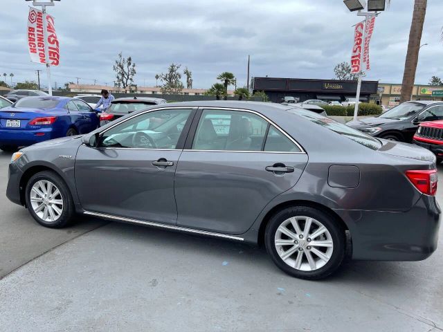 2012 TOYOTA CAMRY XLE HYBRID SEDAN 4D