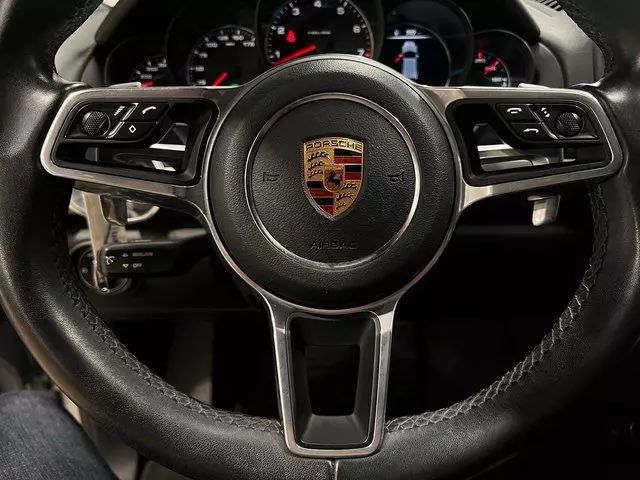 2018 PORSCHE CAYENNE PLATINUM EDITION SPORT UTILITY 4D