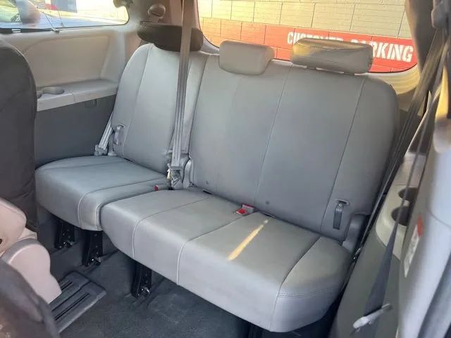 2016 TOYOTA SIENNA XLE PREMIUM MINIVAN 4D