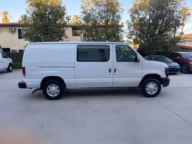 2014 FORD E150 CARGO VAN 3D