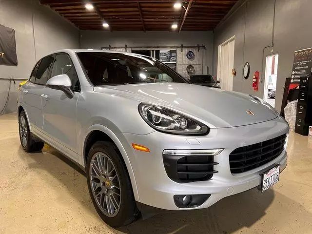 2018 PORSCHE CAYENNE PLATINUM EDITION SPORT UTILITY 4D