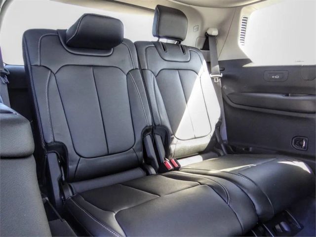 2023 JEEP GRAND CHEROKEE L LIMITED SPORT UTILITY 4D