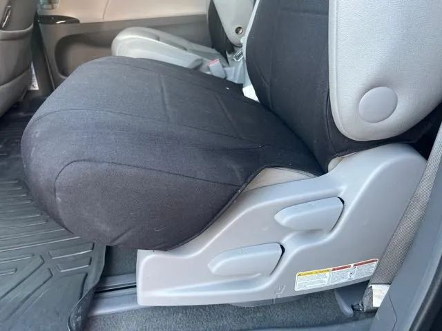 2016 TOYOTA SIENNA XLE PREMIUM MINIVAN 4D