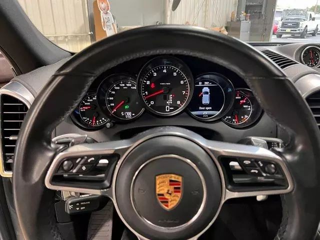2018 PORSCHE CAYENNE PLATINUM EDITION SPORT UTILITY 4D