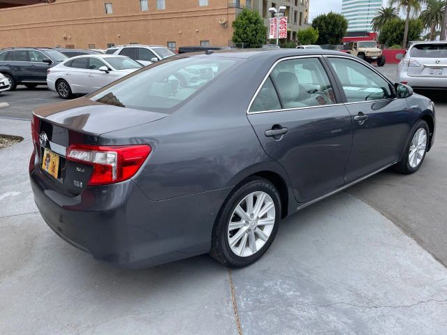 2012 TOYOTA CAMRY XLE HYBRID SEDAN 4D