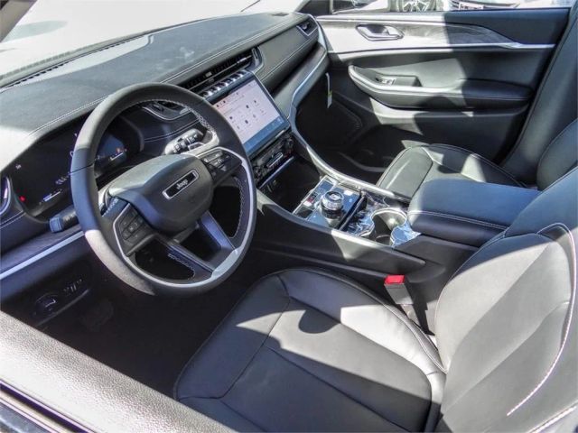 2023 JEEP GRAND CHEROKEE L LIMITED SPORT UTILITY 4D