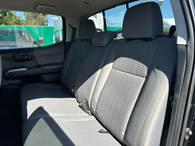 2019 TOYOTA TACOMA DOUBLE CAB SR5 PICKUP 4D 5 FT