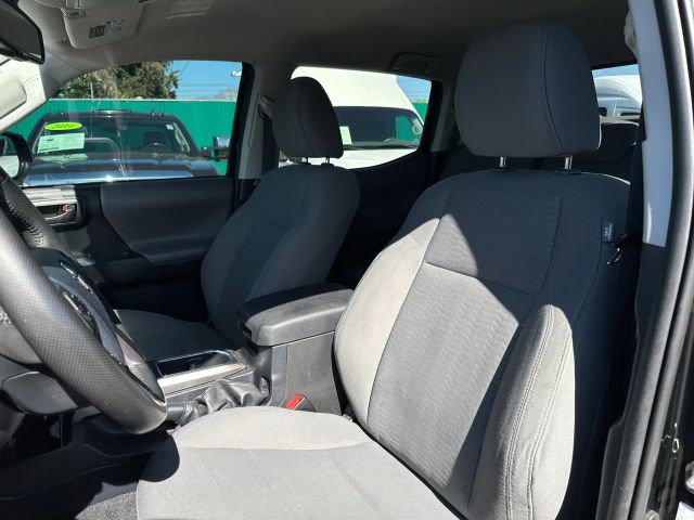 2019 TOYOTA TACOMA DOUBLE CAB SR5 PICKUP 4D 5 FT