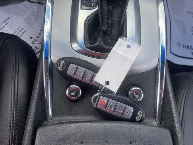 2014 Infiniti Q60 Coupe 2d - Image 29