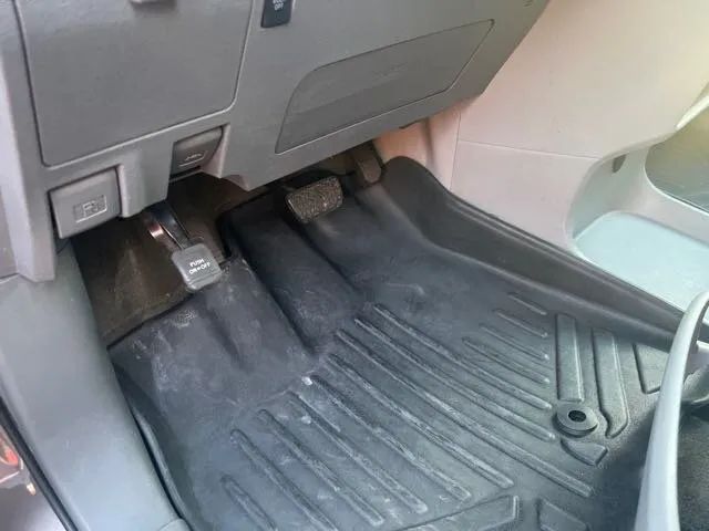 2016 TOYOTA SIENNA XLE PREMIUM MINIVAN 4D
