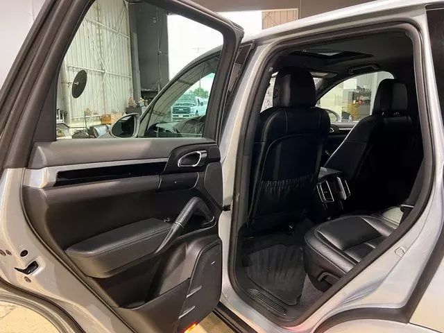 2018 PORSCHE CAYENNE PLATINUM EDITION SPORT UTILITY 4D