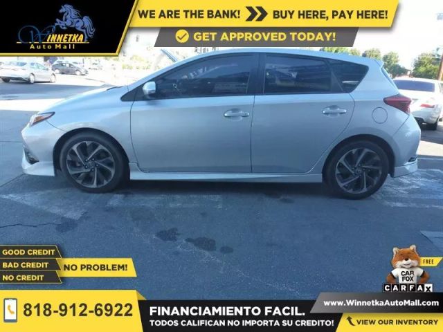 2017 TOYOTA COROLLA IM HATCHBACK 4D