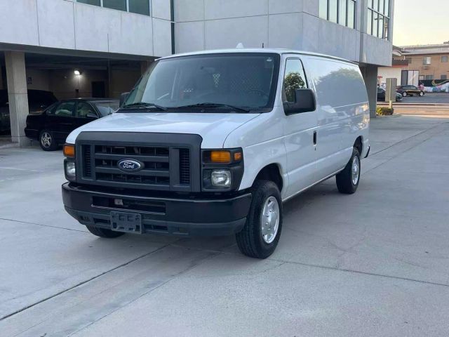 2014 FORD E150 CARGO VAN 3D