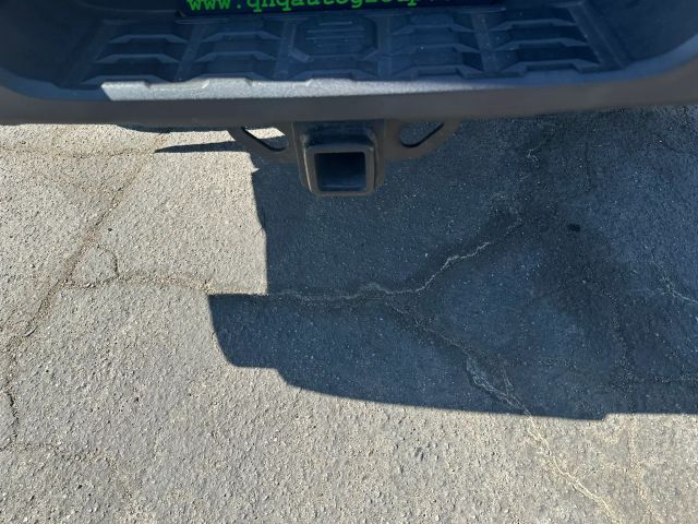 2019 TOYOTA TACOMA DOUBLE CAB SR5 PICKUP 4D 5 FT