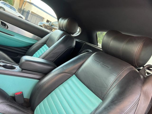 2002 FORD THUNDERBIRD CONVERTIBLE 2D