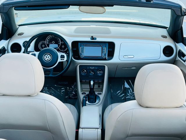 2013 VOLKSWAGEN BEETLE 2.5L CONVERTIBLE 2D