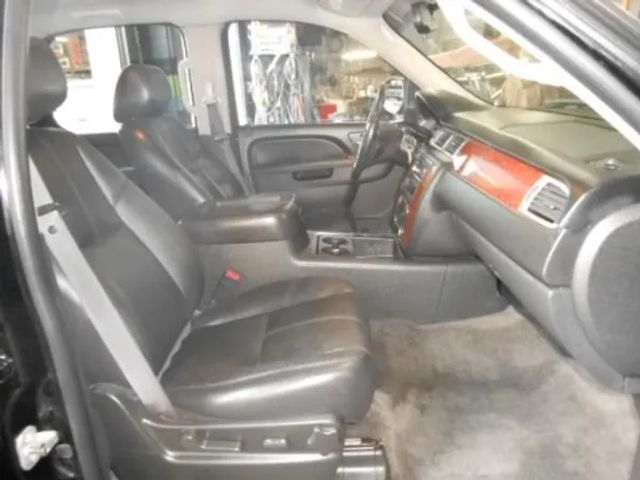 2010 CHEVROLET TAHOE LT SPORT UTILITY 4D