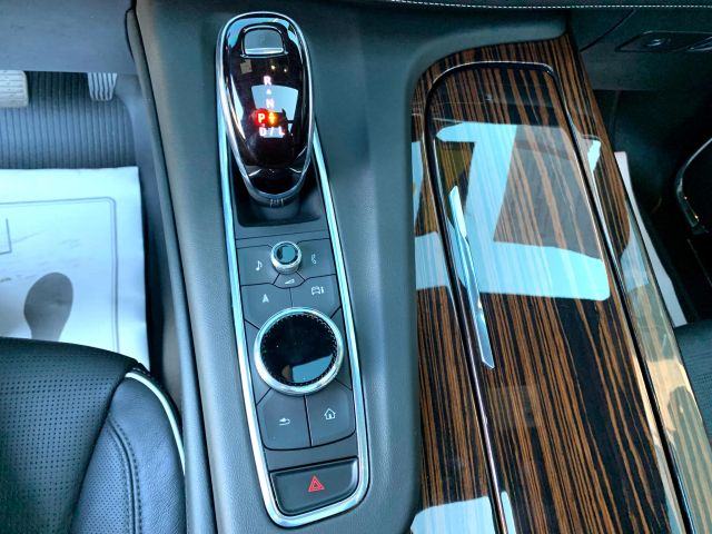 2022 CADILLAC ESCALADE PREMIUM LUXURY SPORT UTILITY 4D