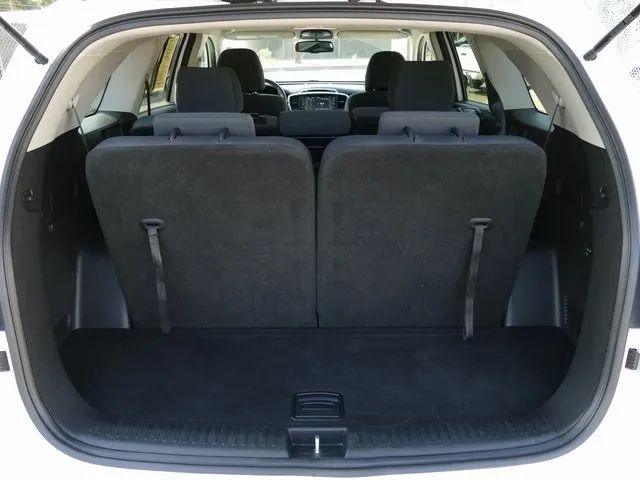 2019 KIA SORENTO LX SPORT UTILITY 4D
