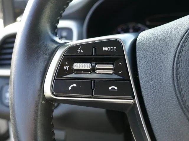 2019 KIA SORENTO LX SPORT UTILITY 4D
