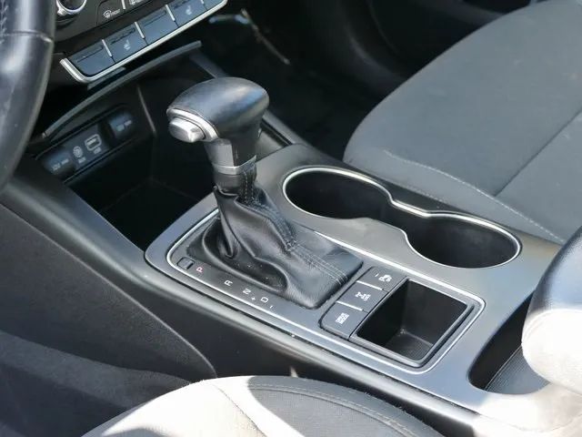 2019 KIA SORENTO LX SPORT UTILITY 4D