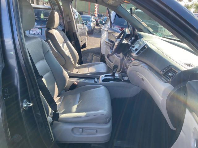 2017 HONDA RIDGELINE RTL PICKUP 4D 5 FT