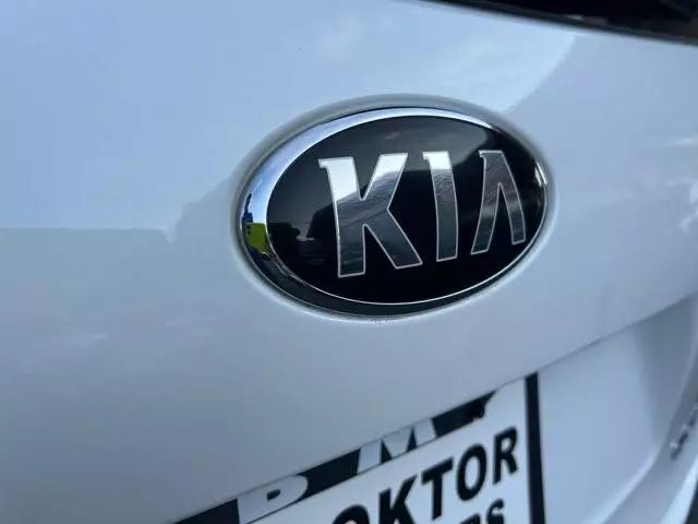 2016 KIA SORENTO EX SPORT UTILITY 4D